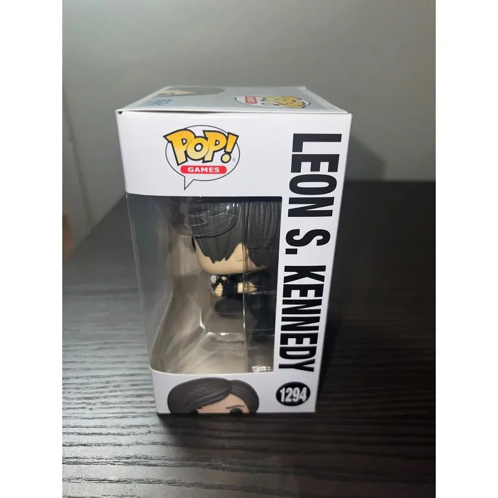 NEW IN HAND Leon S. Kennedy Resident Evil Funko Pop #1294 Video Games Horror